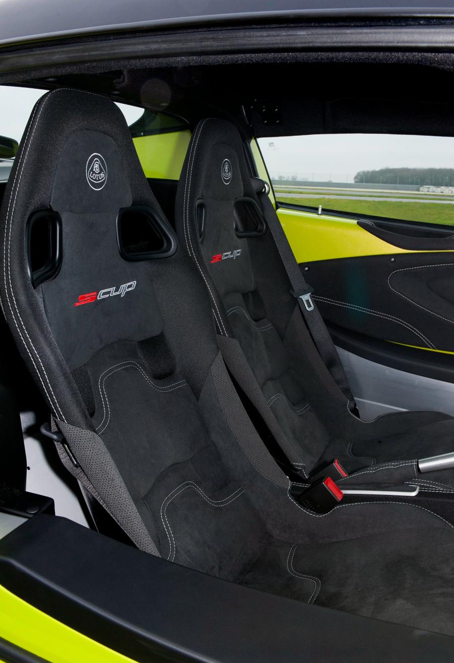 Lotus Elise S Cup 2015 года  (фото 27 из 31)